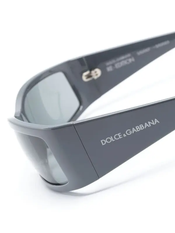 ドルチェ＆ガッバーナ グレーのリ・エディション サングラス