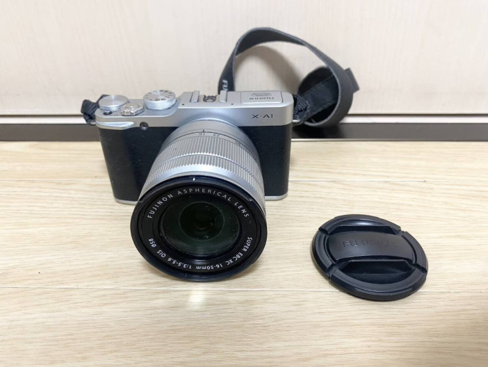 富士フイルム X-A1 ダブルズームレンズキット（シルバー） - 2
