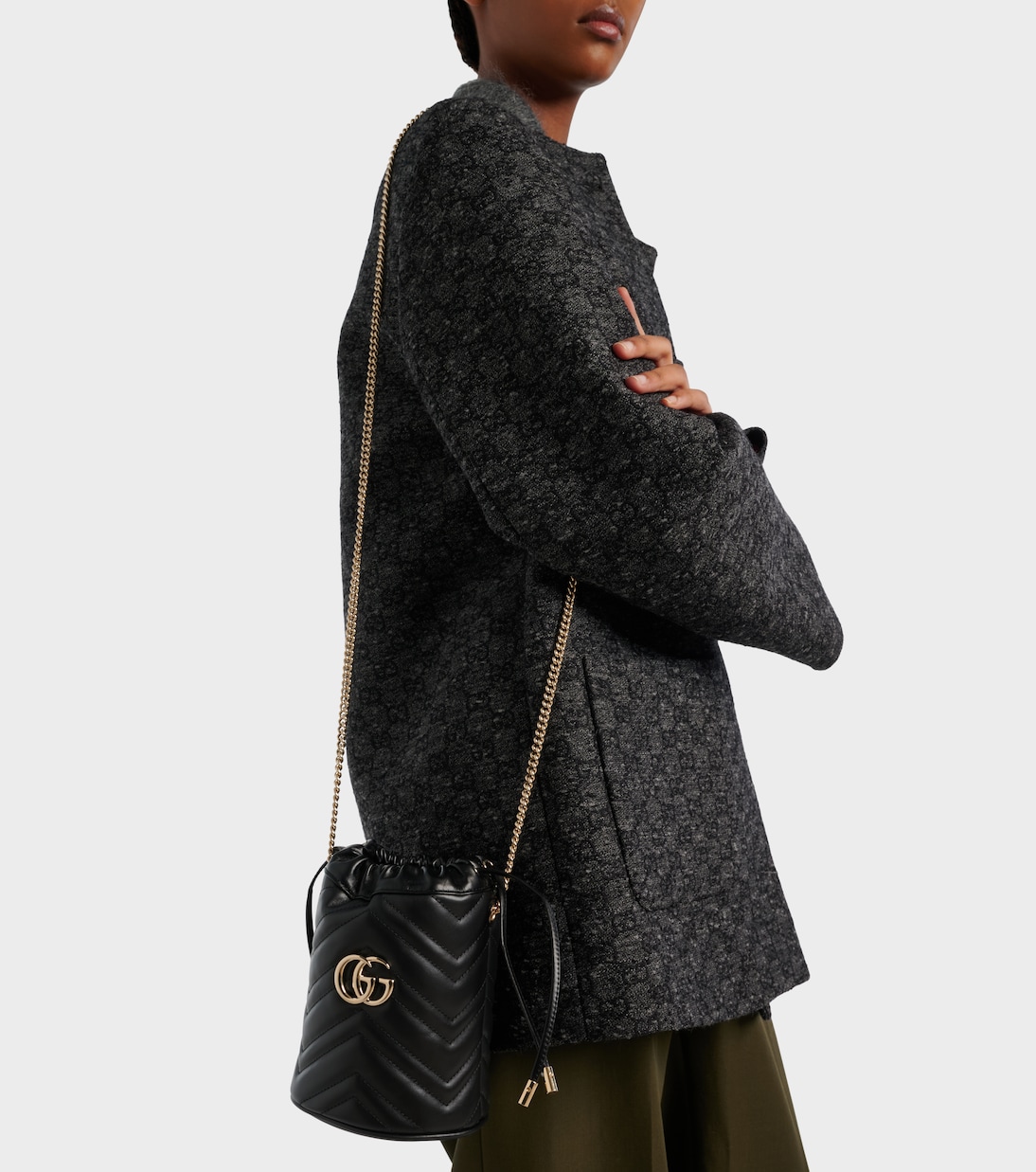 グッチ GGマーモント スモールレザー クロスボディ バケットバッグ - 2